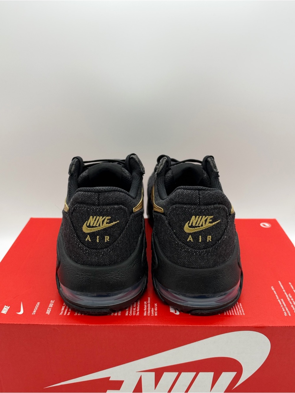 Nike Air Max Excee Black Metallic Gold IR0798-010 Women’s Size 7 - Picture 4 of 6
